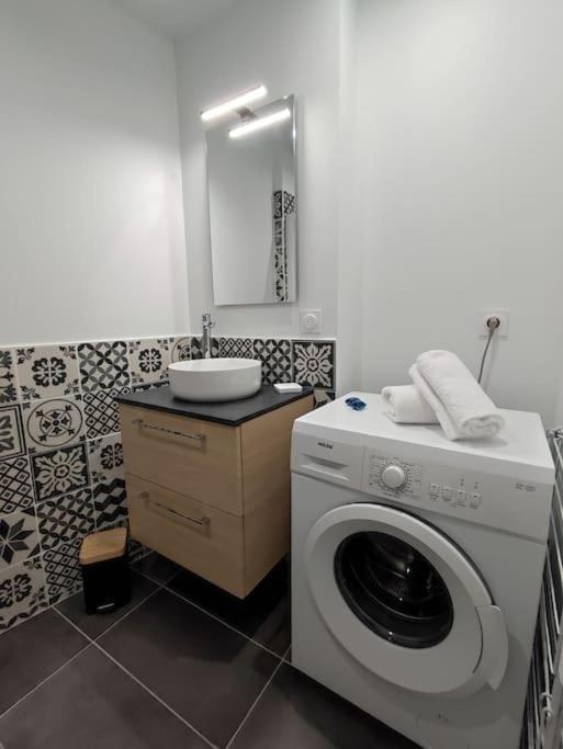 Cocon De Charline - Charme Et Elegance Dans Le Centre Apartment Монтобан Екстериор снимка